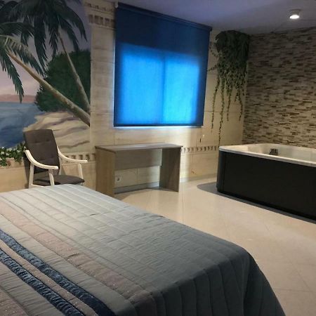 Hotel O Camino 埃巴尔科-德巴尔德奥拉斯 外观 照片
